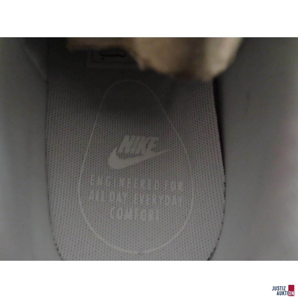 Nike Air