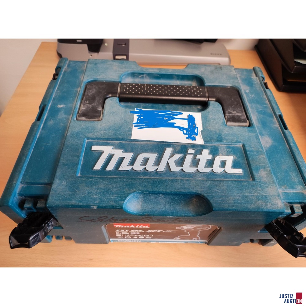 Makita Akkuschlagschrauber mit Werkzeugkoffer