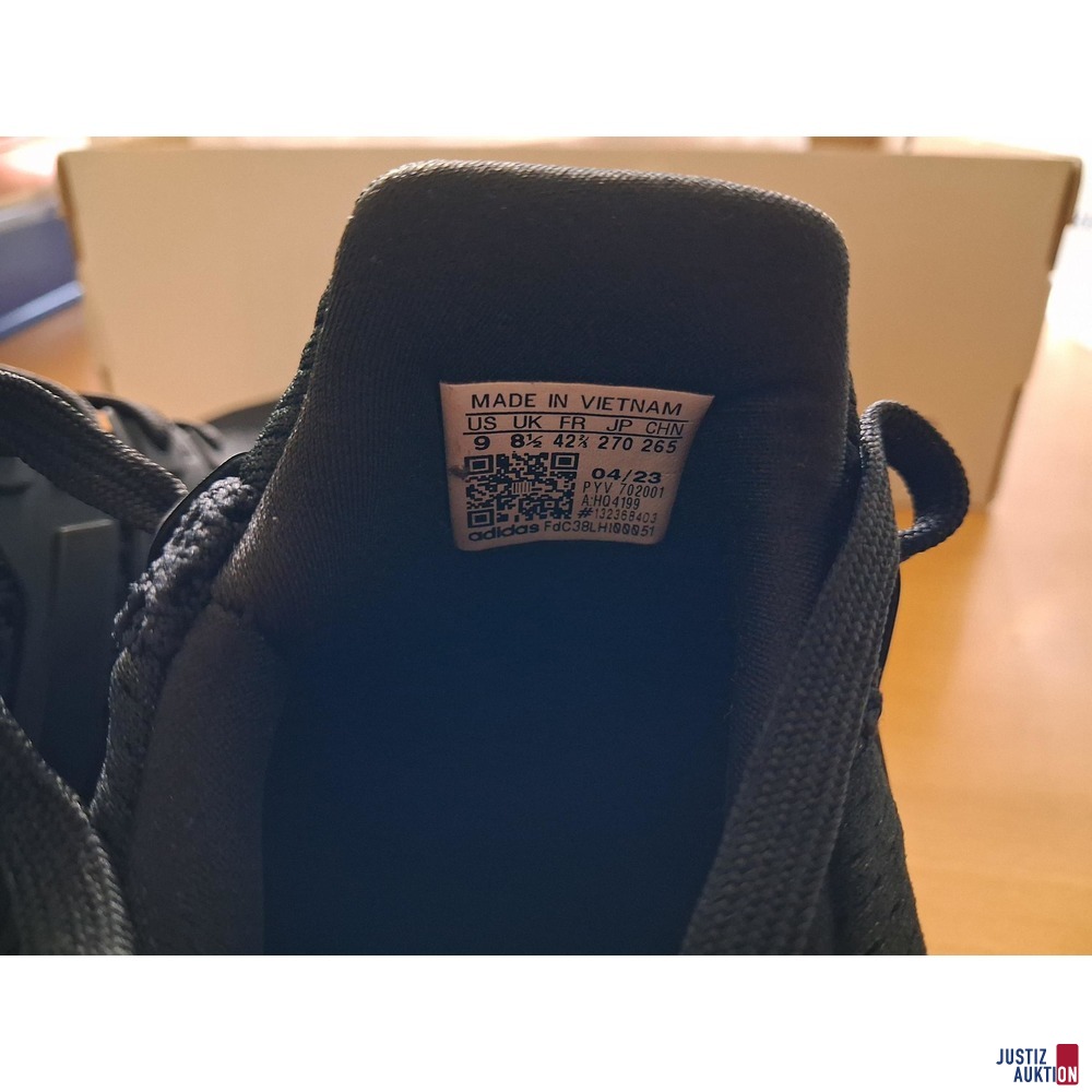 Schuhe Adidas