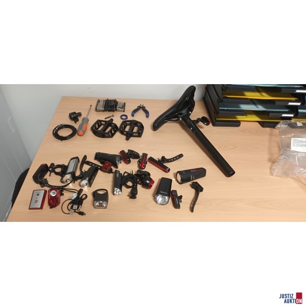 Konvolut Fahrradzubeh&ouml;r