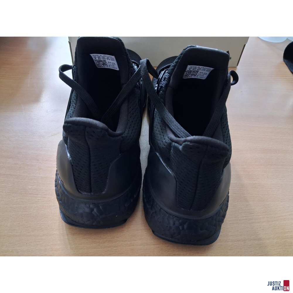 Schuhe Adidas