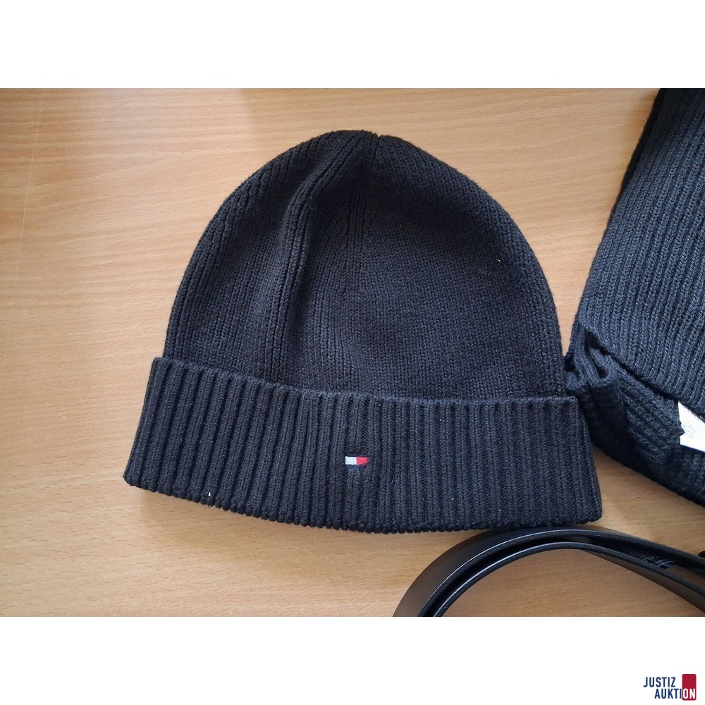 Tommy Hilfiger