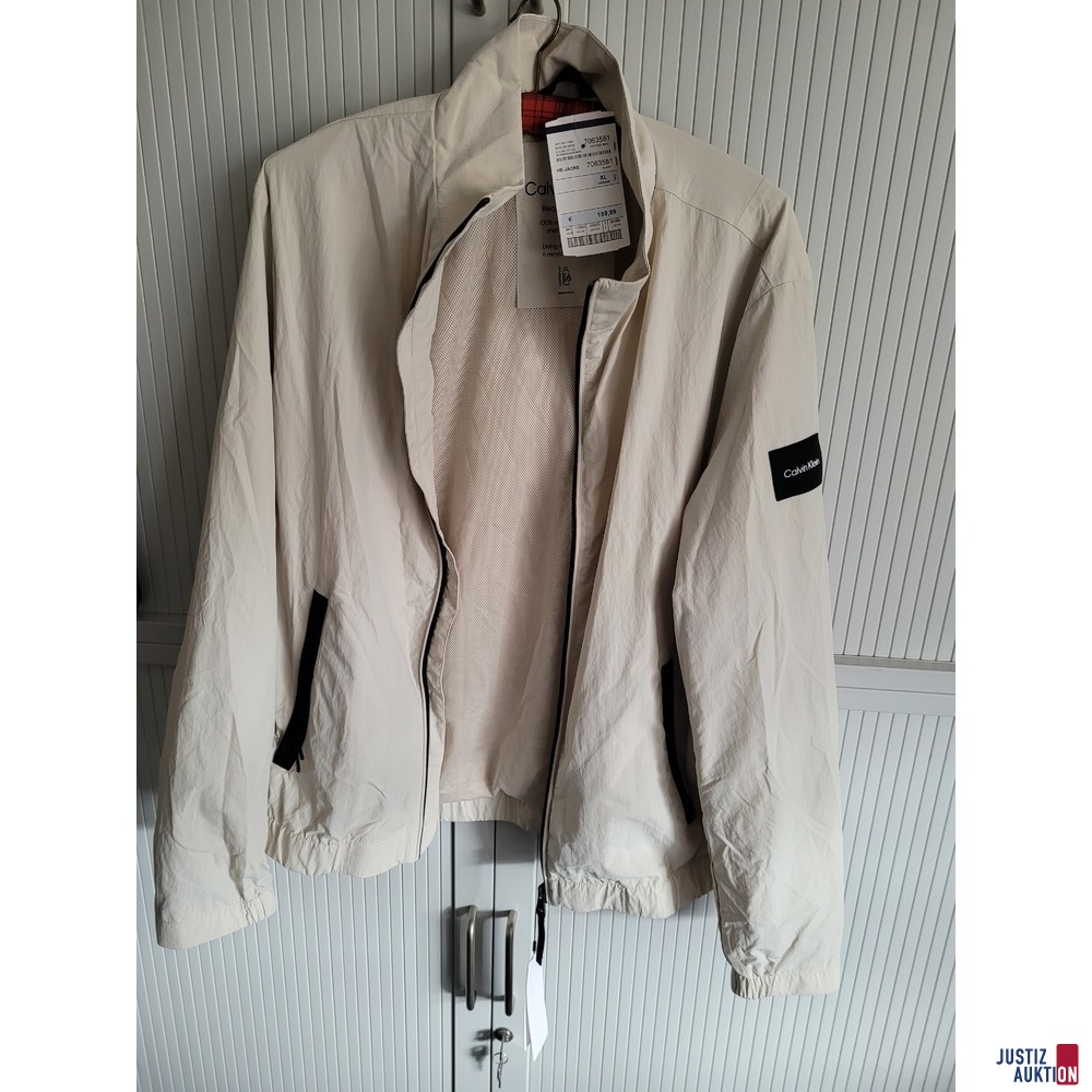 Jacke 1 Vorderansicht