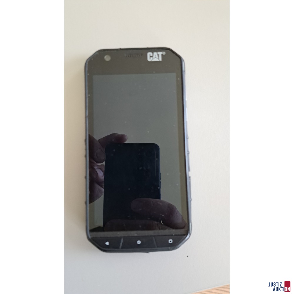 Handy der Marke CAT 8