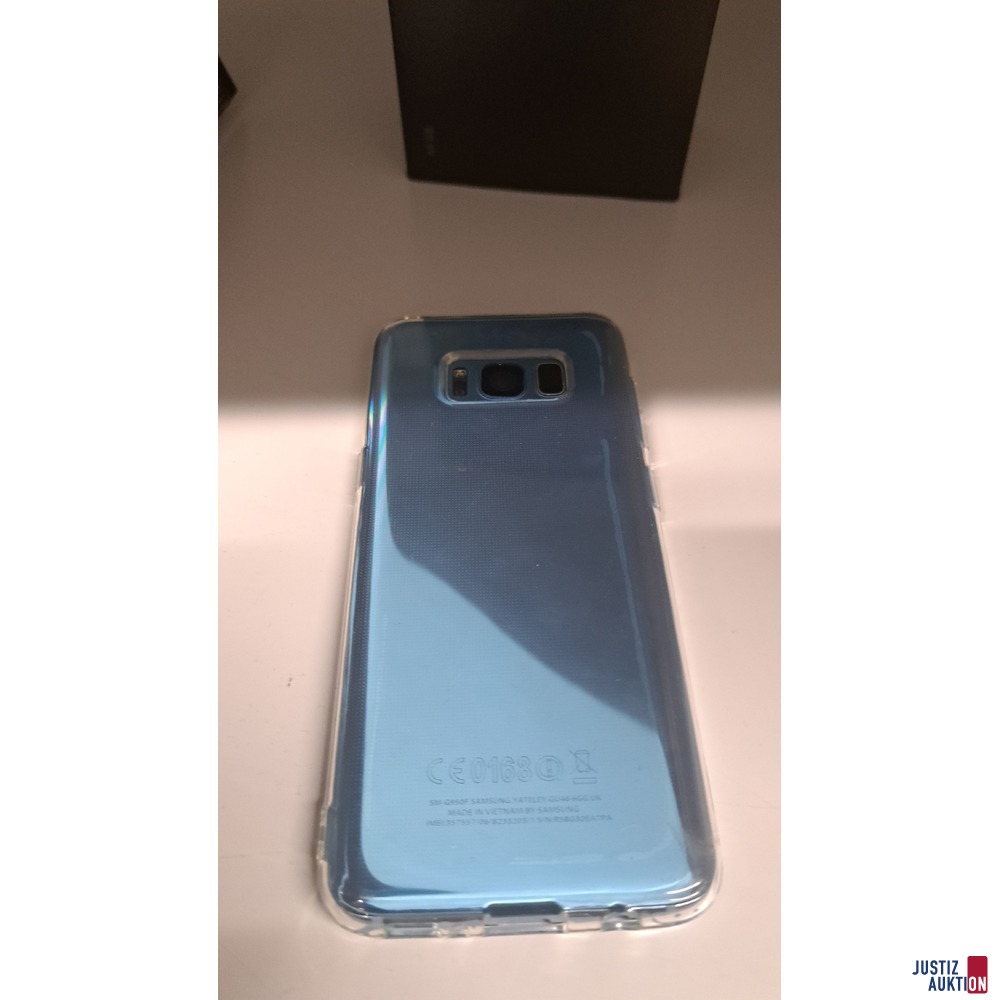 Smartphone der Marke Samsung SM-G950F