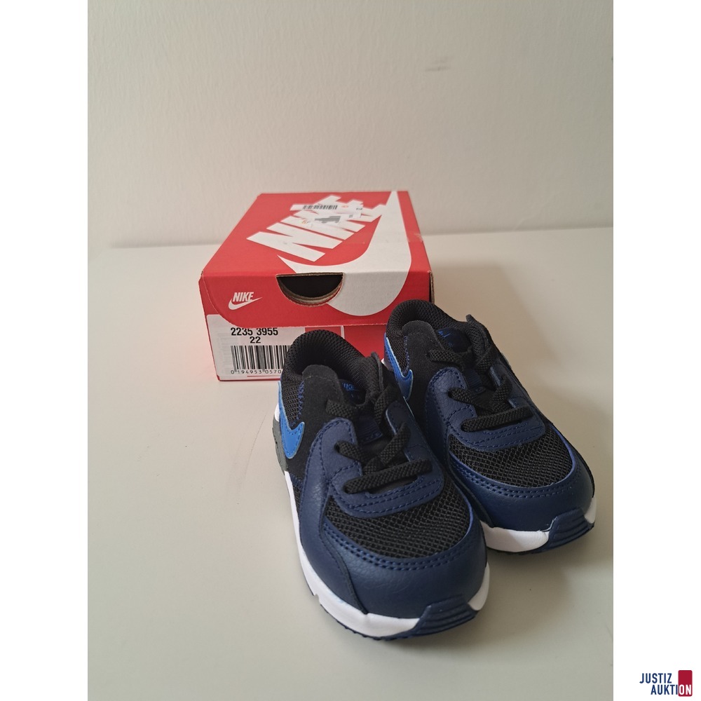 Nike Schuhe Größe 22 (Kinder) NEU