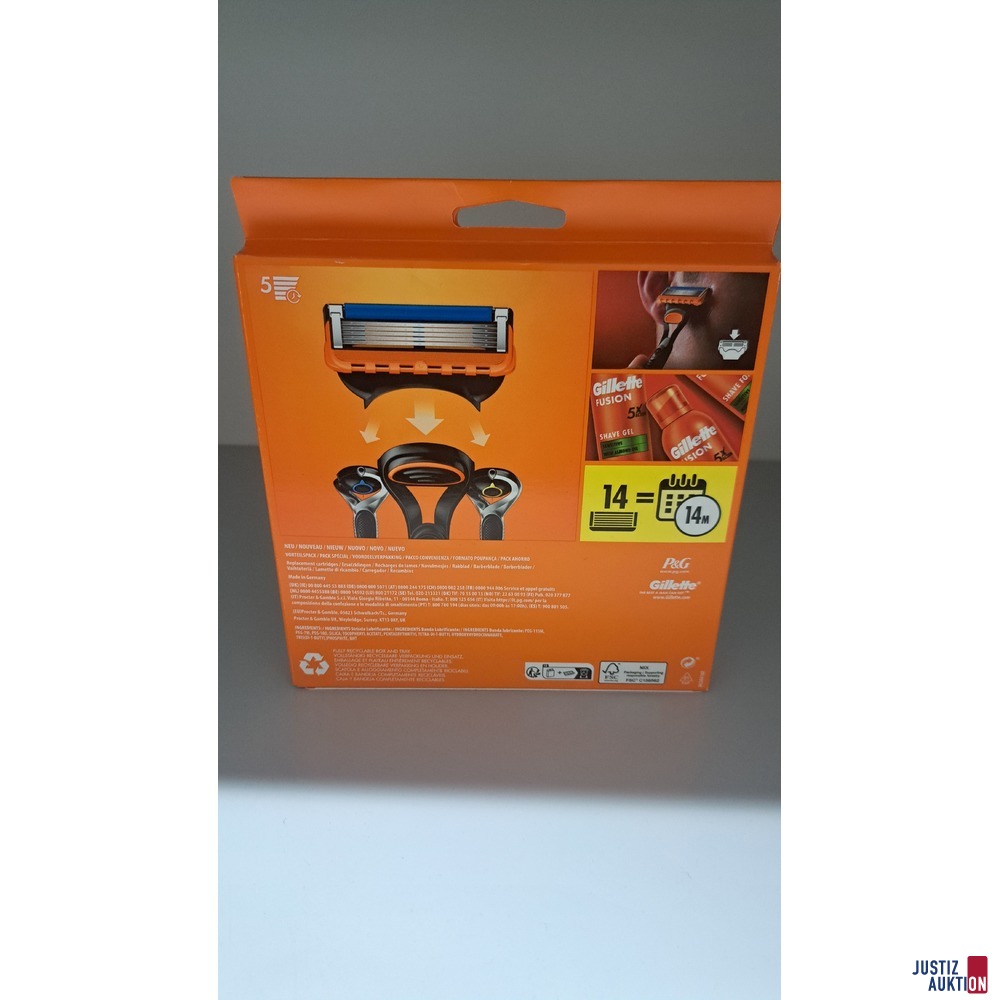 5 Packungen a 14 Stück Rasierklingen der Marke Gillette Fusion5