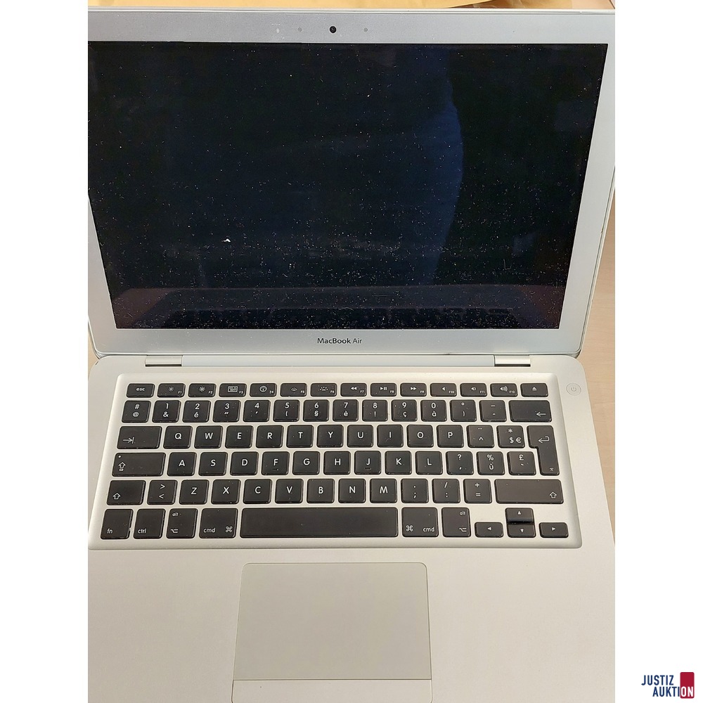 MacBook Air der Marke Apple Model:A1304