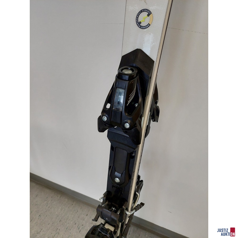 Ski der Marke Head e-SL REBEL L156