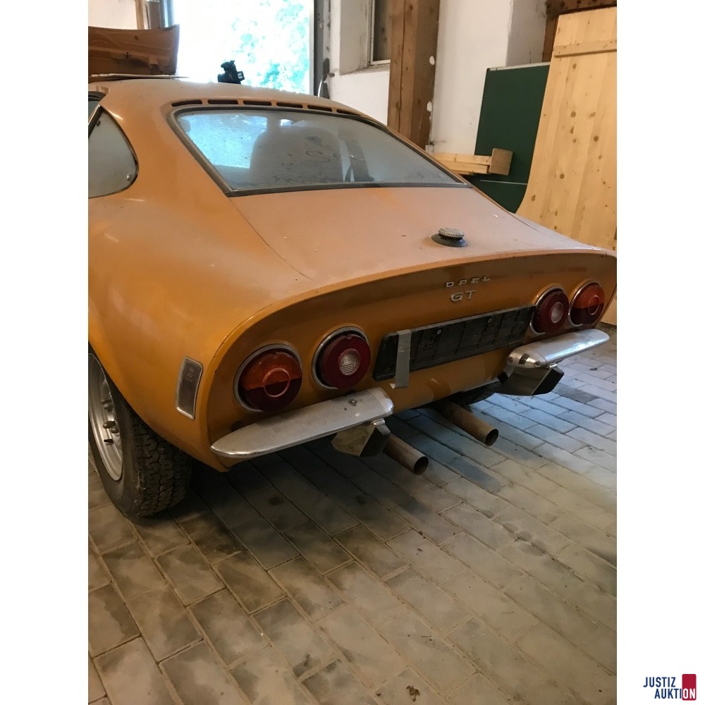 Opel GT gelb