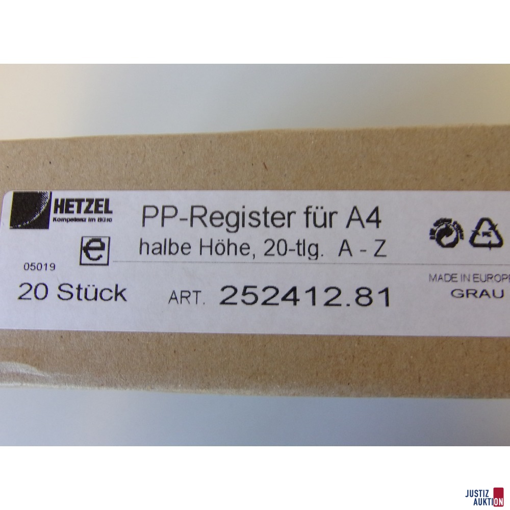 Karton mit Registern