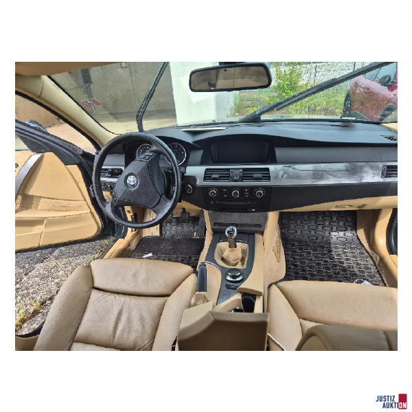 BMW 530i&sol;Limousine - Vordersitze