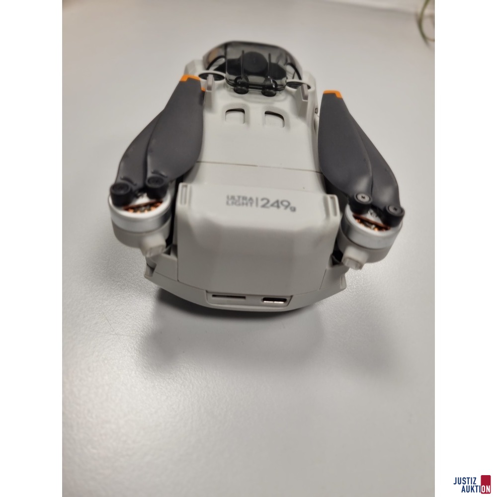 Drohne zusammengeklappt