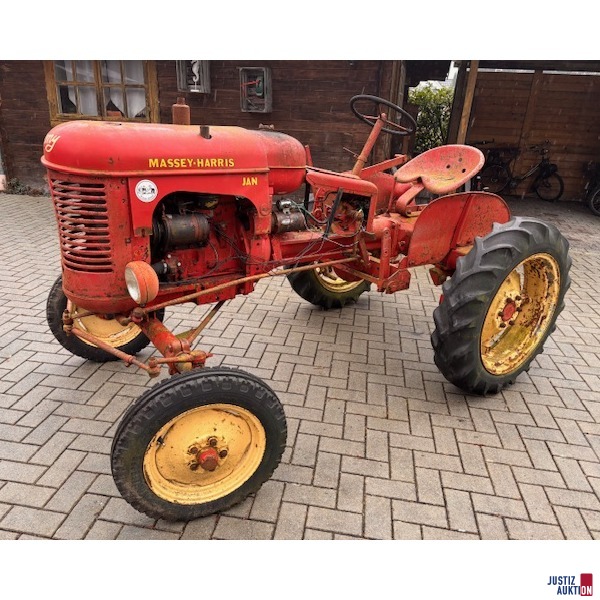 Massey Harris Pony 812