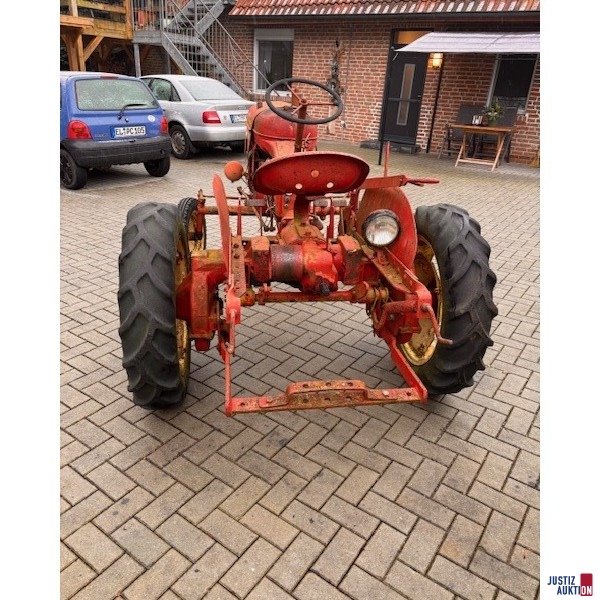 Massey Harris Pony 812 - Rückansicht