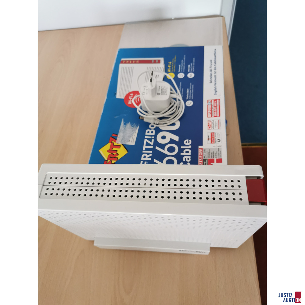 FRITZ&excl;Box 6690 Cable