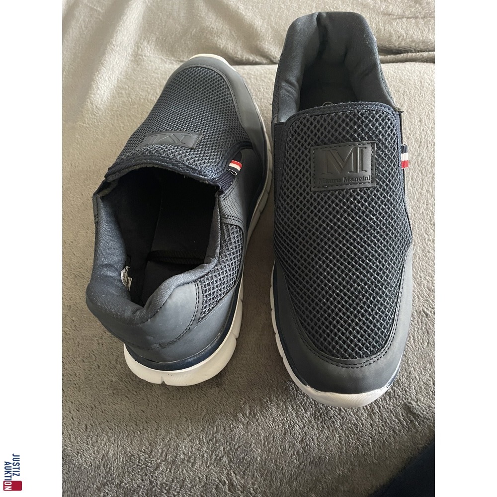 Schuhe