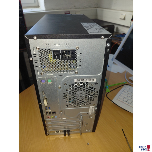 25 Fujitsu Rechner unterschiedliche Modelle – foto 9 – kavel bij Justiz-Auktion, Meinerzhagen
