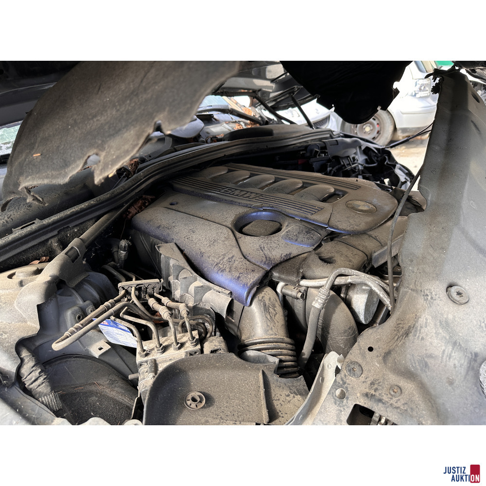 PKW BMW 525D mit Unfallschaden – foto 10 – kavel bij Justiz-Auktion, Bad Mergentheim