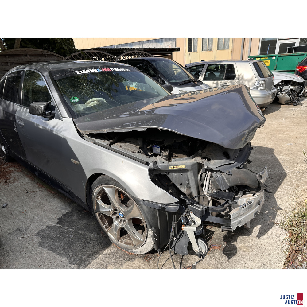PKW BMW 525D mit Unfallschaden – foto 2 – kavel bij Justiz-Auktion, Bad Mergentheim