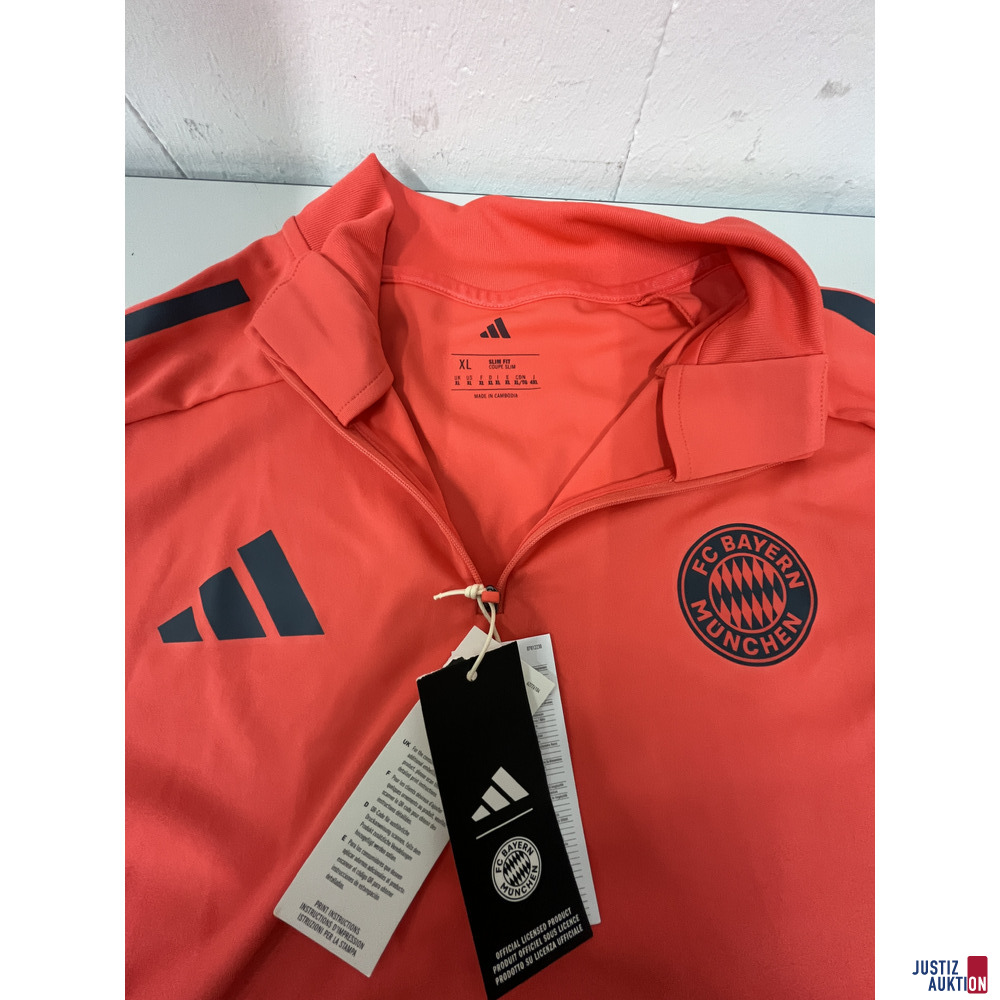 Fc Bayern München Competition Training Top Größe XL – foto 2 – kavel bij Justiz-Auktion, Frankfurt am Main