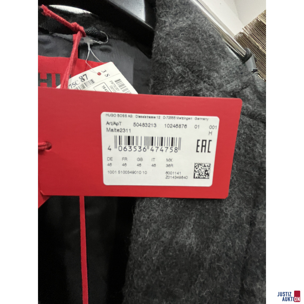 V40/26 HUGO Boss Wollmantel Herren Gr. 48 – foto 2 – kavel bij Justiz-Auktion, Frankfurt am Main