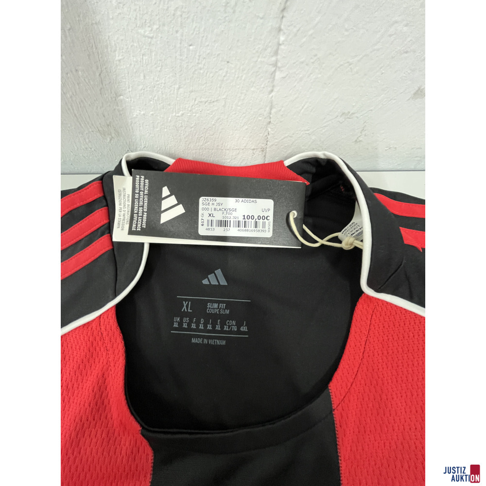 V21/26 - SGE Herrentrikot Größe XL – foto 2 – kavel bij Justiz-Auktion, Frankfurt am Main