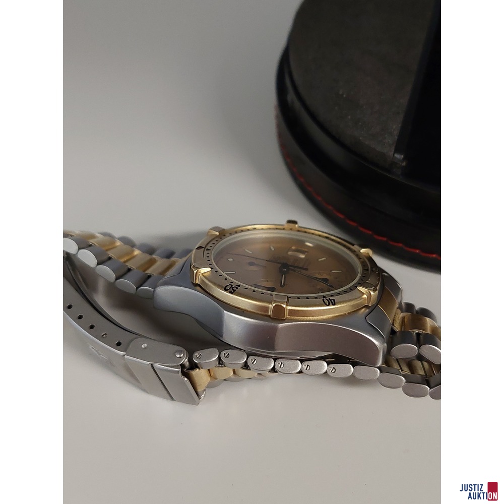 Herrenarmbanduhr der Marke TAG Heuer - Model: 2000 Series