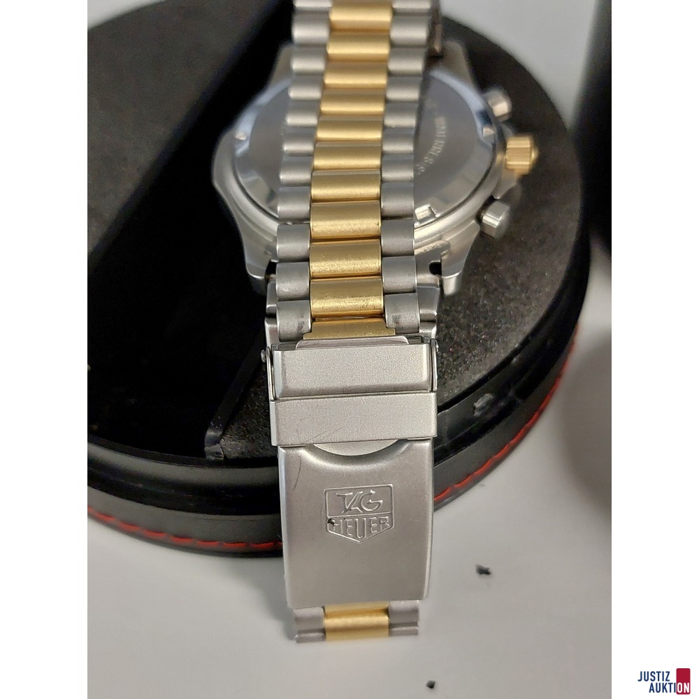 Herrenarmbanduhr der Marke TAG Heuer - Model: 2000 Series