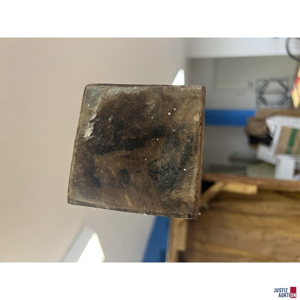 Eettafel – foto 7 – kavel bij Justiz-Auktion