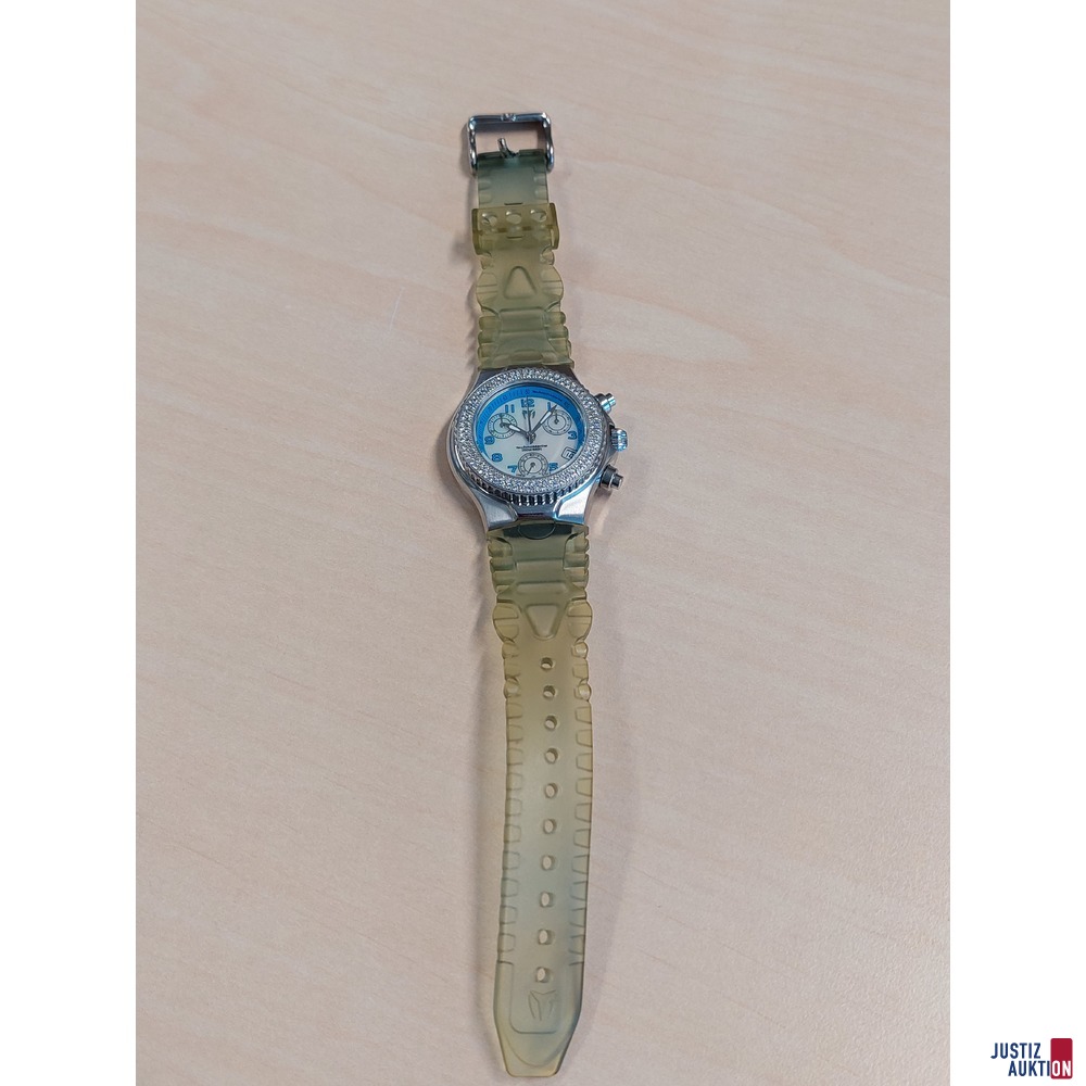 Damenarmbanduhr der Marke Techno Marine