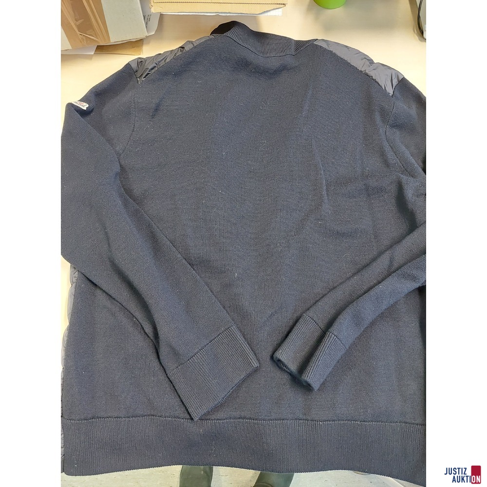 Strickjacke der Marke Moncler&comma; wattiert&comma; Gr&period; XXXL neuwertig