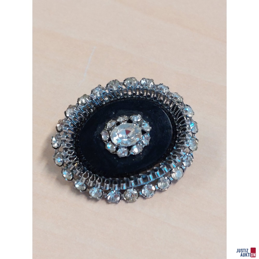 Alte Damenbrosche Modeschmuck mit Glassteinen und Onyx