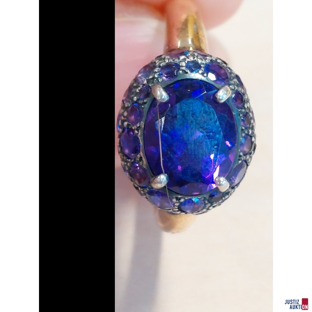 Damenring 750&permil; gelbgold punziert&comma; in Kombination  silberner Fassung&comma; mit Amethyst&comma; Gr&period; 55&comma;5&comma; 10&comma;2 g
