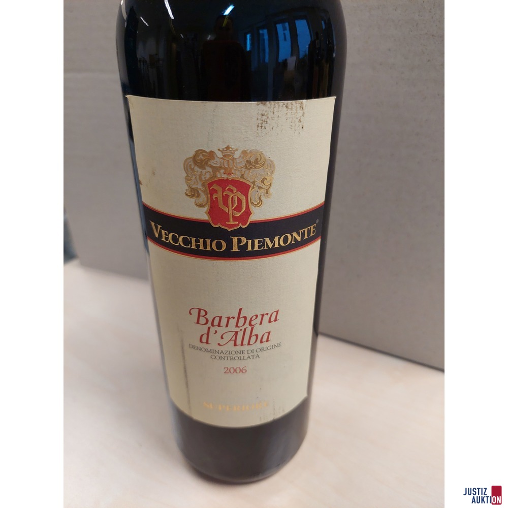 Franz&ouml;sischer Rotwein Vecchio Piemonte Barbera D&DiacriticalAcute;Alba Jahrgang 2006