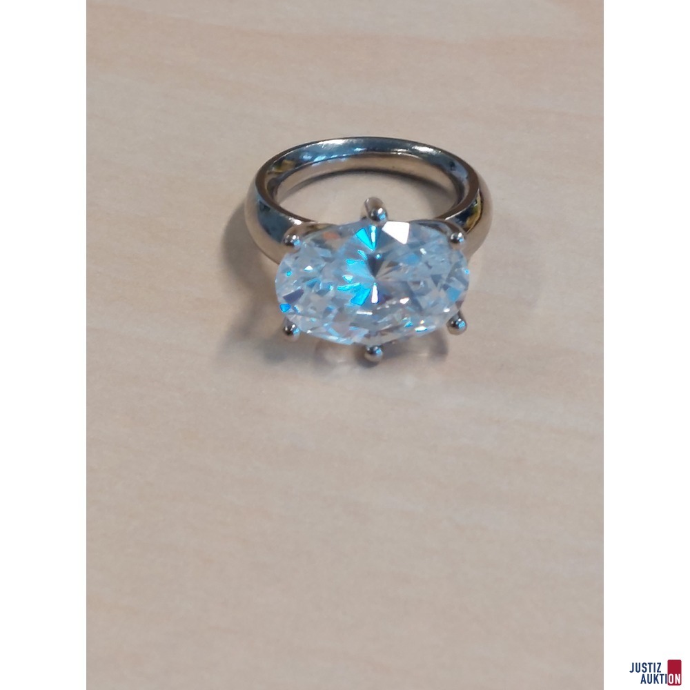 Palladiumring mit einem wei&szlig;en Schmuckstein&comma; 950&permil; punziert&comma; 14&comma;5 g&comma; Gr&period; 56