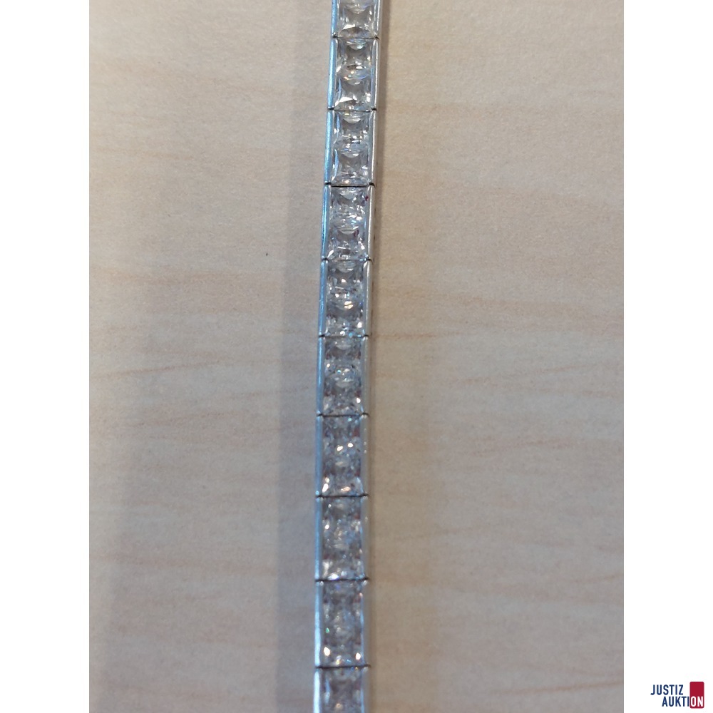 Tennisarmband mit Zirkonia  Weißgold 585 punziert