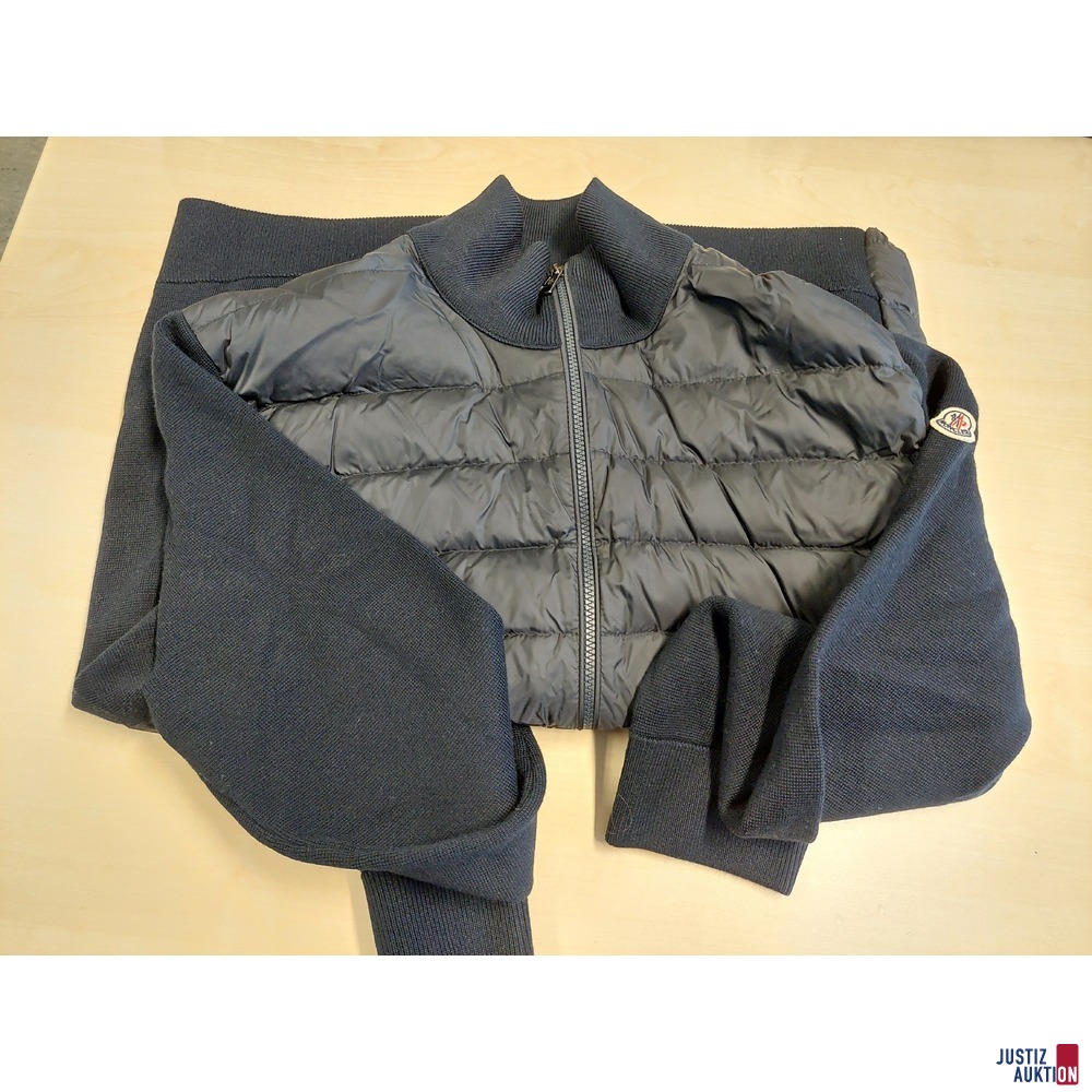 Strickjacke der Marke Moncler&comma; wattiert&comma; Gr&period; XXXL neuwertig