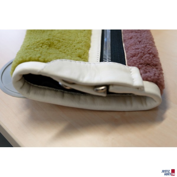 Lamfelljacke mit Ledermix gearbeitet