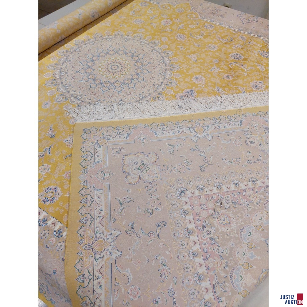 Maschineller Kn&uuml;pfteppich aus Viscose