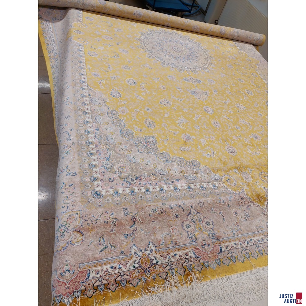 Maschineller Kn&uuml;pfteppich aus Viscose