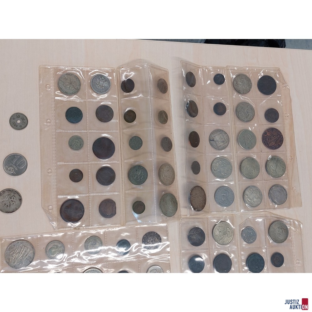 83 M&uuml;nzen in 4 Albumbl&auml;ttern