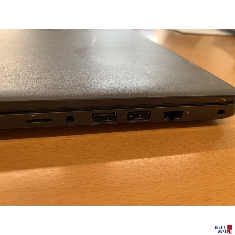 Notebook Dell Latitude 3510 gebraucht/Gebrauchsspuren vorhanden
