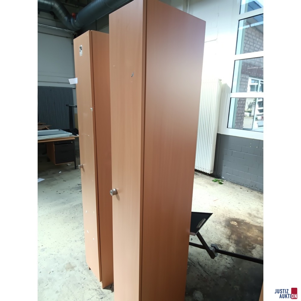 rechter Spind Front