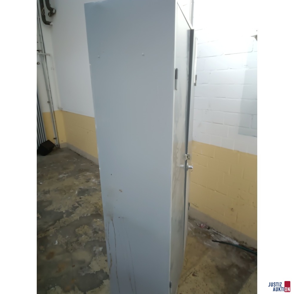 Schrank Seite