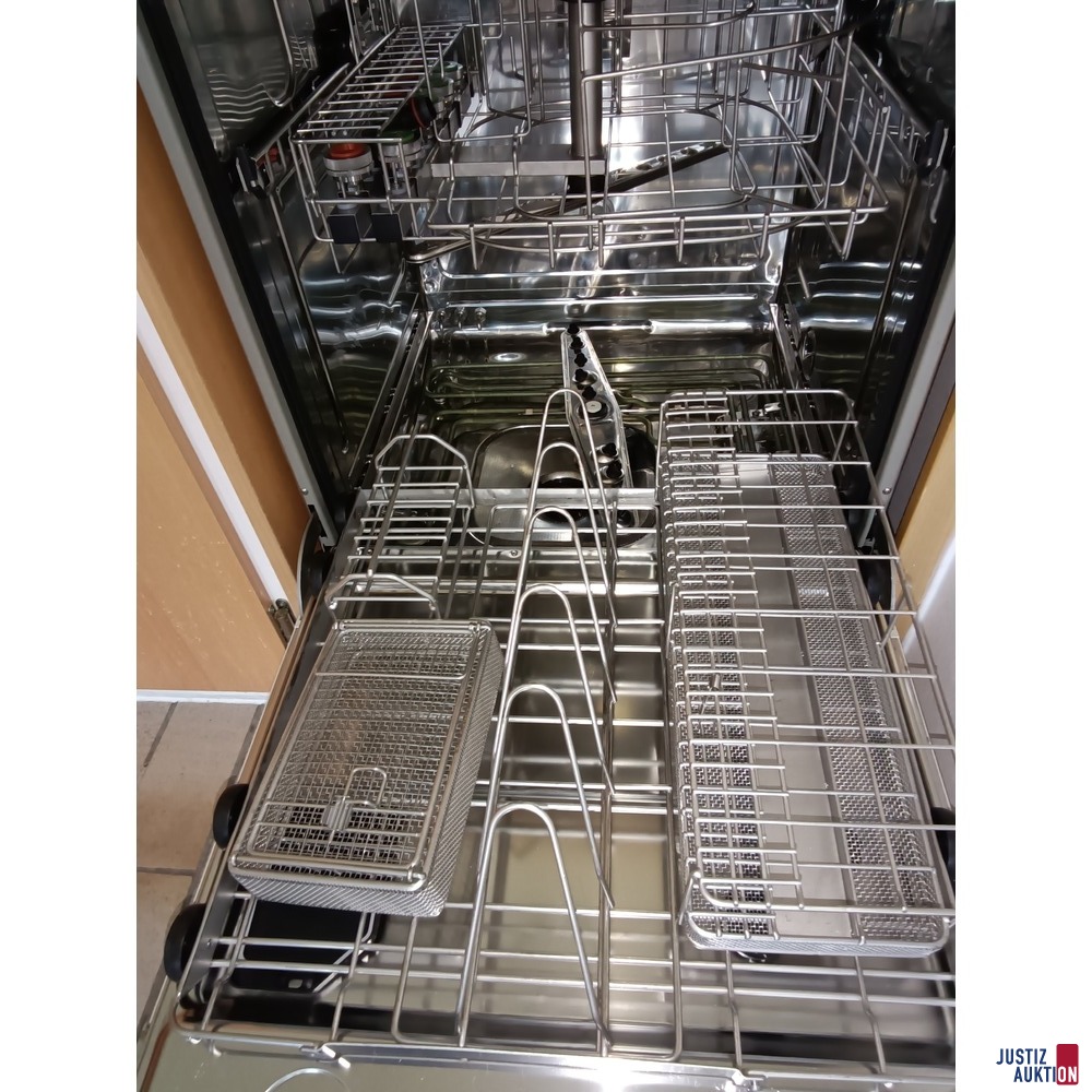 Thermodesinfektor Miele G 7891 D - innen