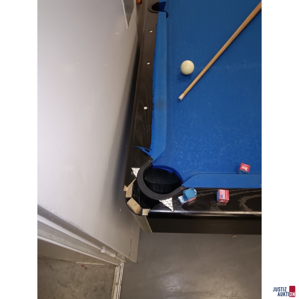 Billardtisch Ecke 2