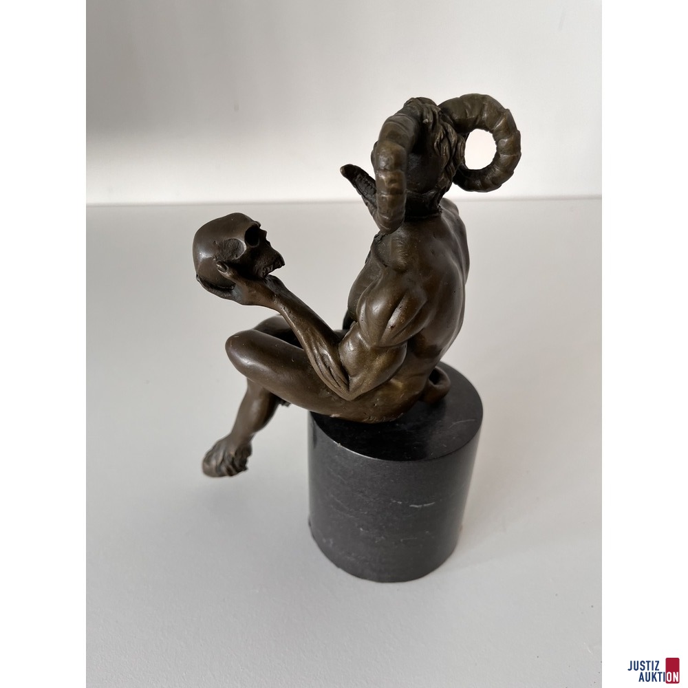 Bronze auf Marmor "Teufel"