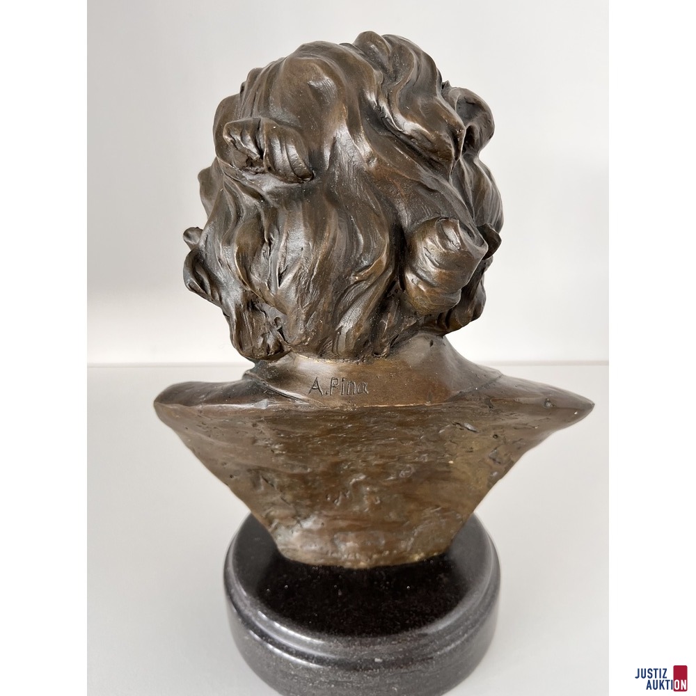 Bronze auf Marmor "Beethoven" - Rückansicht