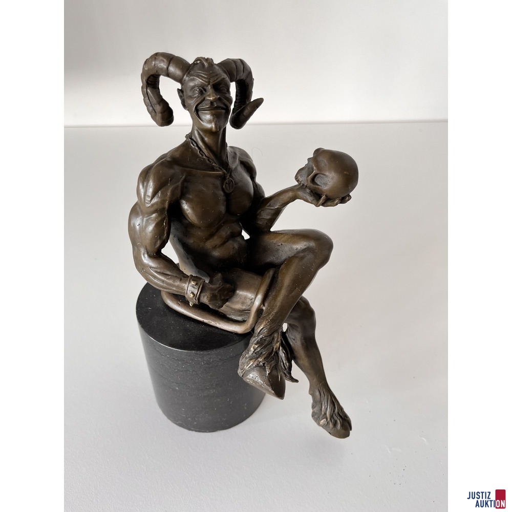Bronze auf Marmor "Teufel"